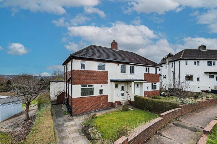 3 Bedroom Semi Detached House For Sale In Bank Gardens, Horsforth, Leeds, West Yorkshire, LS18