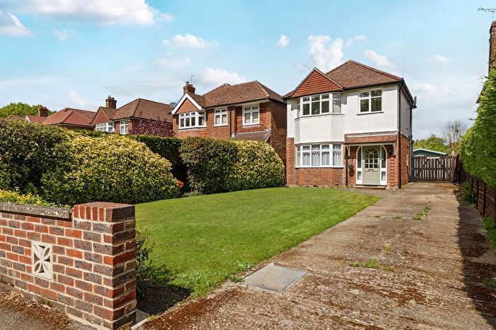 3 Bedroom Detached House For Sale In Woking, Surrey, GU22