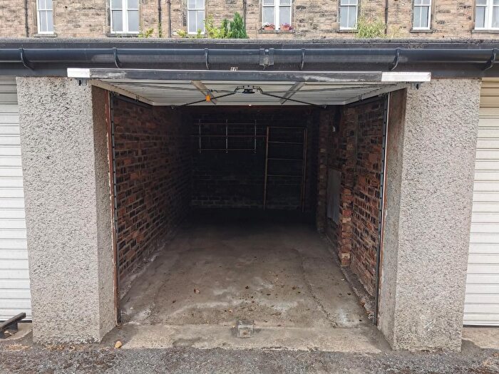 Garage / Parking To Rent In St Albans, Grange, Edinburgh, EH9