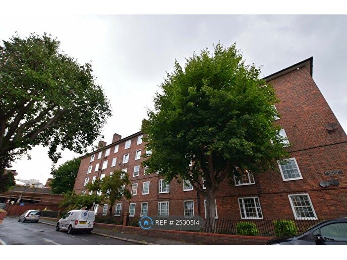 2 Bedroom Flat To Rent In Lohmann House, London, SE11