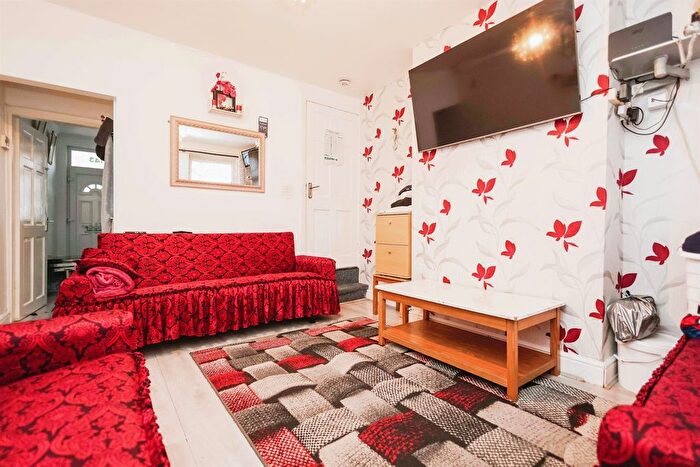 3 Bedroom Terraced House For Sale In Pretoria Road, Bordesley Green, Birmingham, B9