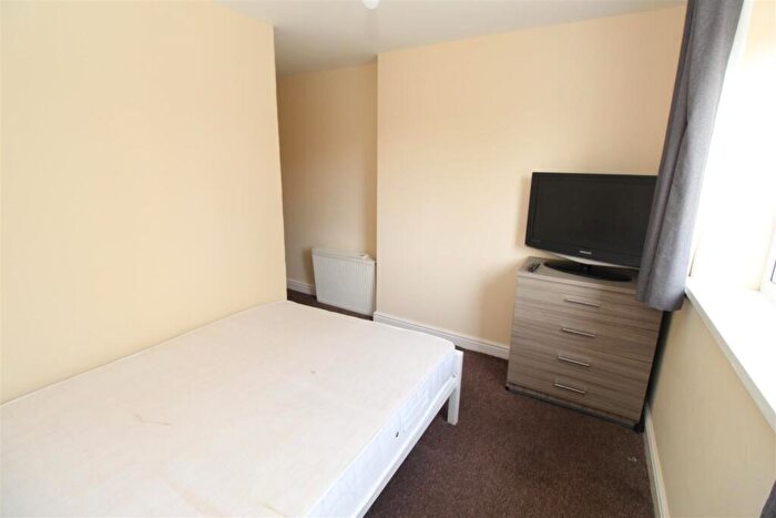 1 Bedroom Terraced House To Rent In Miskin Street, Cardiff, CF24