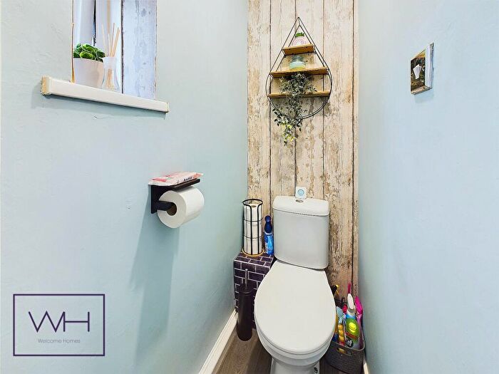 3 Bedroom Terraced House For Sale In Stonehill Rise, Scawthorpe, Doncaster, DN5
