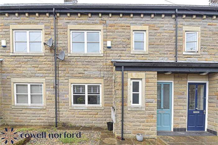 3 Bedroom Terraced House For Sale In Old School Place, Wardle, Rochdale, Greater Manchester, OL12