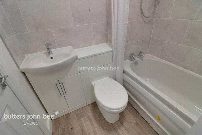 1 Bedroom Apartment For Sale In Cromer Drive, Crewe, CW1
