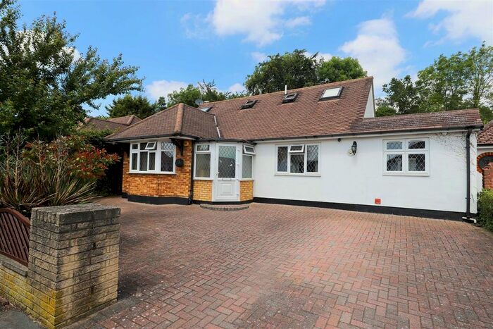 4 Bedroom Detached Bungalow For Sale In Upper Road, Denham, UB9