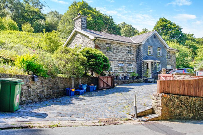 3 Bedroom Detached House For Sale In Maentwrog, Blaenau Ffestiniog, LL41