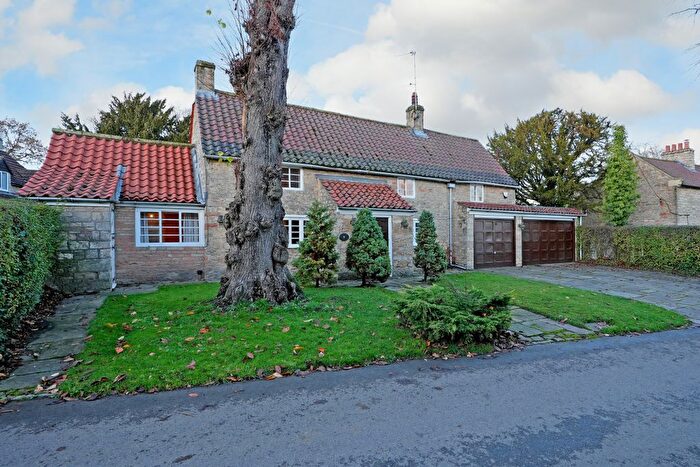 4 Bedroom Detached House For Sale In Barker Hades Road, Letwell, S81