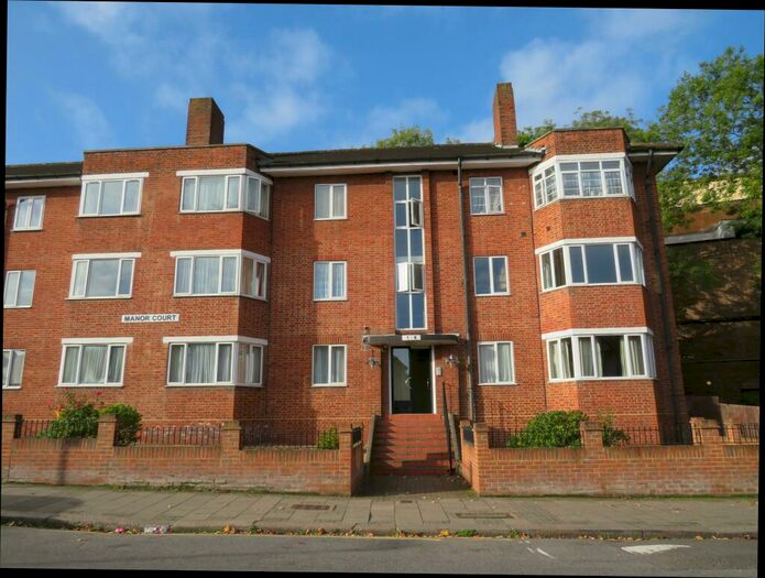 2 Bedroom Flat To Rent In Bonnersfield Lane, Harrow, HA1