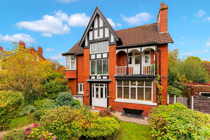 5 Bedroom Detached House For Sale In Seymour Grove, Manchester, M16