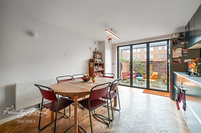 3 Bedroom Terraced House To Rent In Beeston Close, London, E8