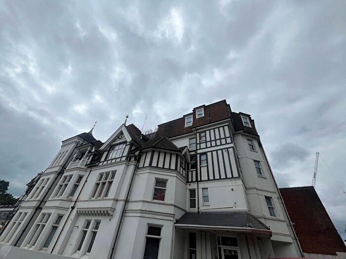 1 Bedroom Flat To Rent In Hinton Road, Bournemouth, BH1