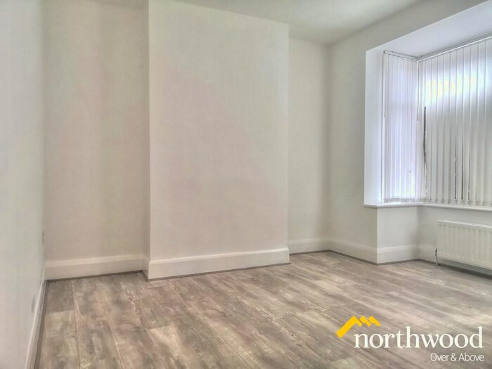 2 Bedroom Flat To Rent In Bavington Drive, Fenham, Newcastle Upon Tyne, NE5