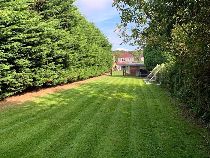 4 Bedroom Detached House For Sale In Stonehill, Bristol, BS15