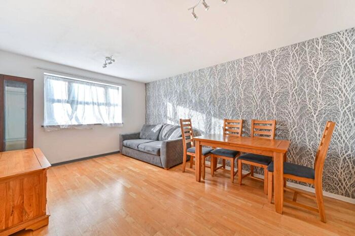 1 Bedroom Flat For Sale In Chamberlayne Avenue, Preston Road, Wembley, HA9