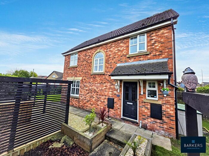 3 Bedroom Semi Detached House For Sale In Whitehall Road, Drighlington, BD11