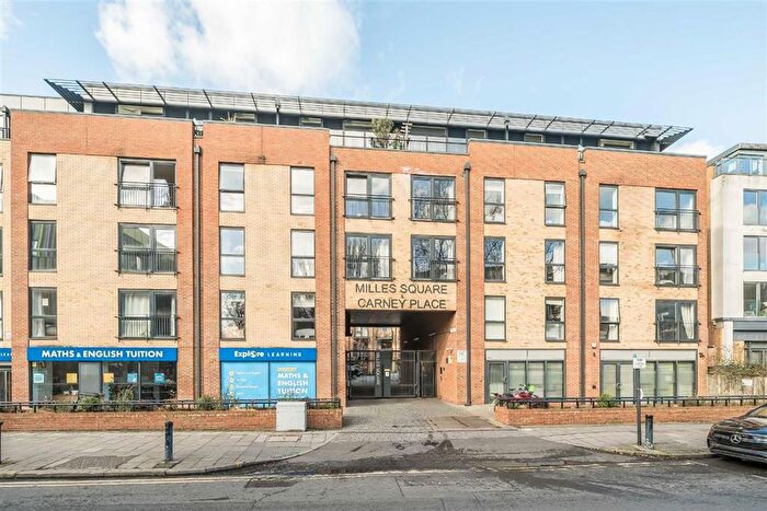 2 Bedroom Flat To Rent In Milles Square, Brixton, SW9