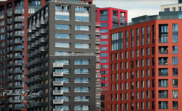 1 Bedroom Apartment To Rent In Botanic Square, London, E14