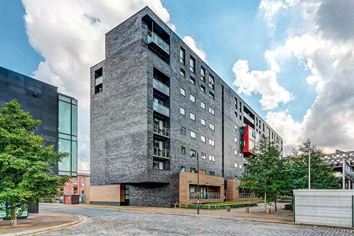 2 Bedroom Apartment To Rent In Potato Wharf, Whitworth, Manchester City Centre, Greater Manchester, M3