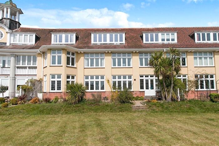5 Bedroom Property For Sale In Jane Walker Park, Nayland, Colchester, CO6
