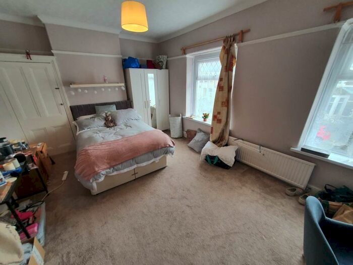 5 Bedroom House To Rent In Llandough Street, Cathays, Cardiff, CF24