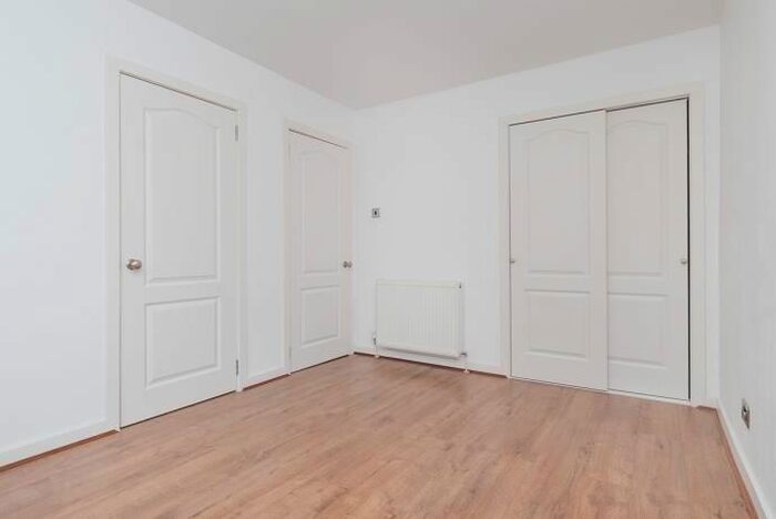 2 Bedroom Flat To Rent In Burnhead Loan, Edinburgh, EH16