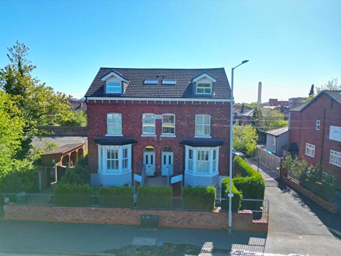 1 Bedroom Flat For Sale In Ryley Mount, Buxton Road, Stockport, Cheshire, SK2
