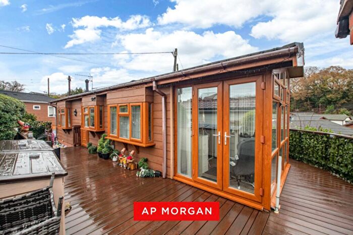 2 Bedroom Detached House For Sale In The Glen, Linthurst Newtown, Blackwell, Bromsgrove, B60