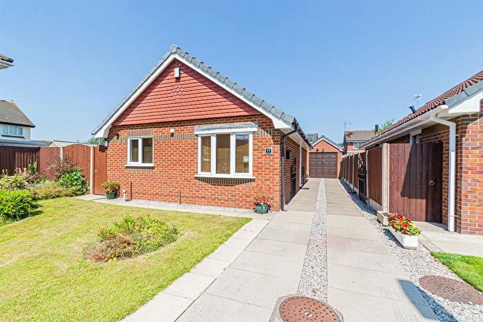 2 Bedroom Detached Bungalow For Sale In Lincoln Close, Woolston, Warrington, WA1