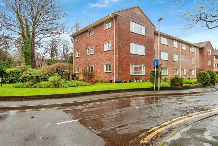 2 Bedroom Flat For Sale In South Walks Road, Dorchester, DT1