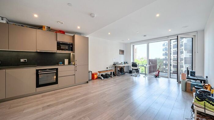 1 Bedroom Flat For Sale In Octavia Apartments, London, SE17