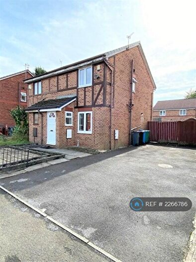 2 Bedroom Semi-Detached House To Rent In Burbridge Close, Manchester, M11