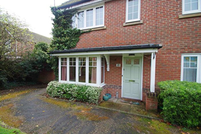 2 Bedroom Flat To Rent In Wallingford, OX10