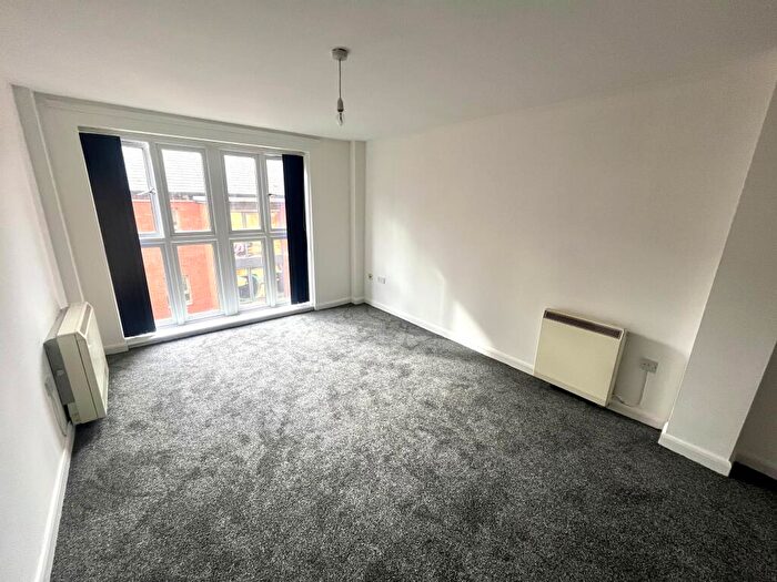 1 Bedroom Apartment To Rent In Trivett Square, Nottingham, NG1