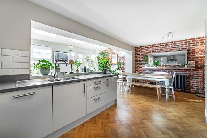 4 Bedroom Detached House For Sale In Newmarket Close, North Gosforth, Newcastle Upon Tyne, NE13
