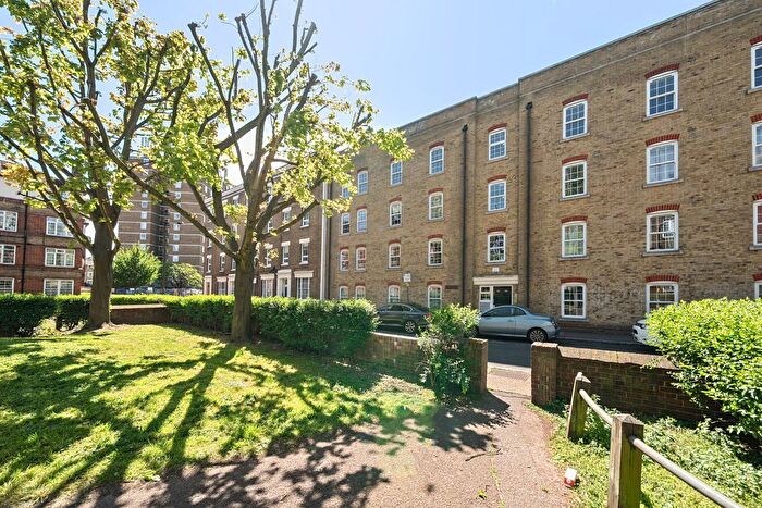 2 Bedroom Property For Sale In Leroy Street, London, SE1