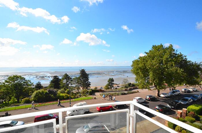 2 Bedroom Flat To Rent In Tower Court, Westcliff-On-Sea, SS0