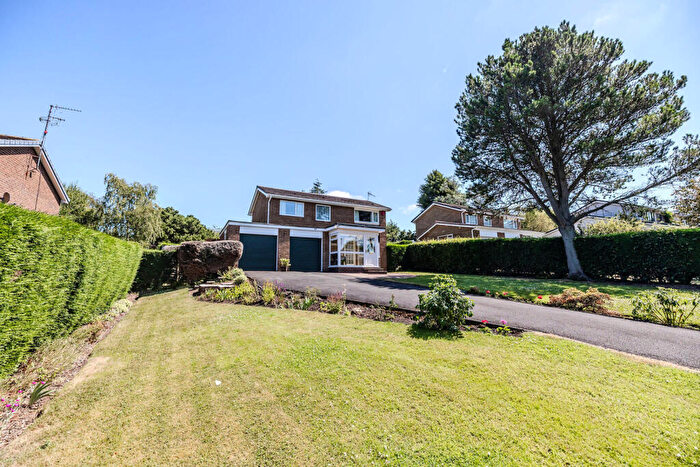 4 Bedroom Detached House For Sale In Linden Way, Darras Hall, Ponteland, Newcastle Upon Tyne, NE20