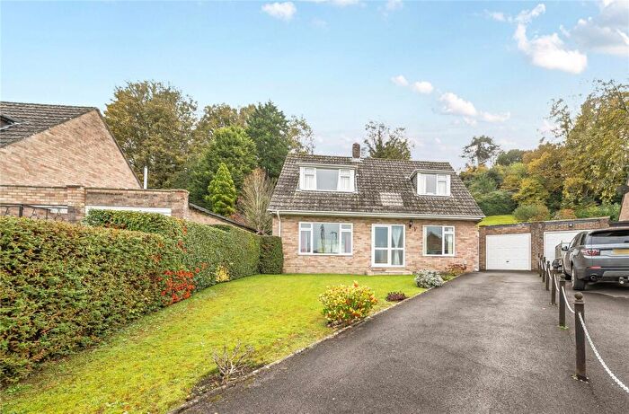 3 Bedroom Detached House For Sale In Yeatmans Close, Shaftesbury, Dorset, SP7