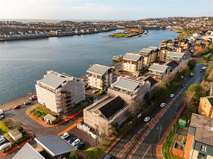 2 Bedroom Apartment For Sale In Orellana House, Cei Dafydd, Barry, CF63