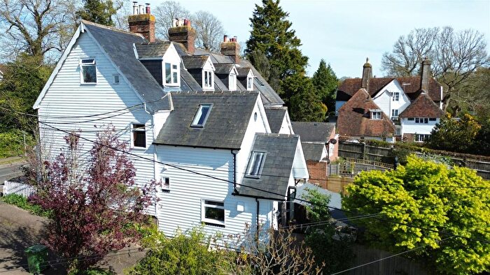 2 Bedroom End Of Terrace House For Sale In Main Street, Northiam, TN31