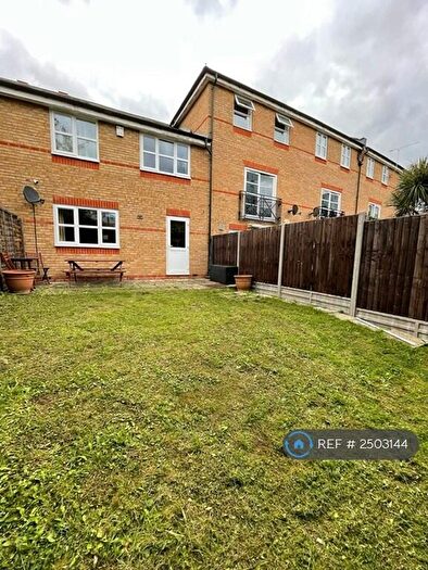 3 Bedroom Terraced House To Rent In Greenwich, London, SE8