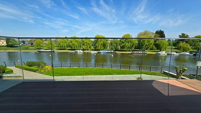 2 Bedroom Flat For Sale In East Station Road, Peterborough, PE2
