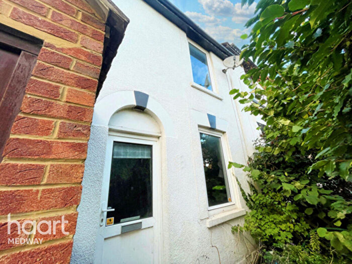 2 Bedroom Terraced House For Sale In Bill Street Road, Rochester, ME2