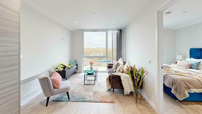 1 Bedroom Apartment To Rent In Crocus Street, Nottingham, Nottinghamshire, NG2