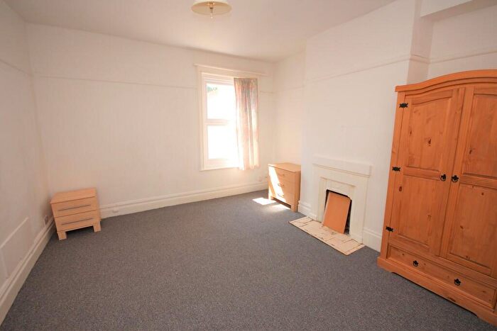 1 Bedroom Flat To Rent In Christchurch Road, Bournemouth, BH7