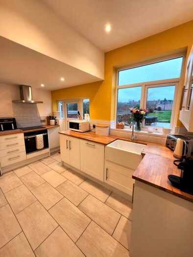 3 Bedroom Semi-Detached House To Rent In Robert Street, Dudley, DY3