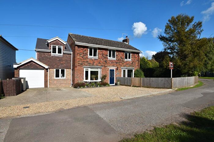 4 Bedroom Detached House For Sale In Throwley Forstal, Faversham, ME13