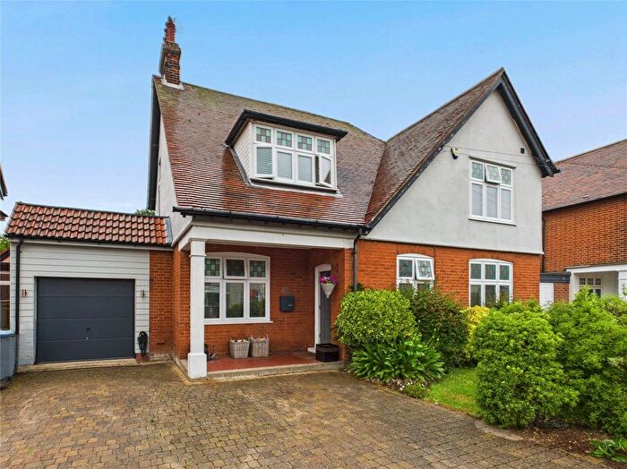4 Bedroom Detached House For Sale In Princes Road, Felixstowe, Suffolk, IP11