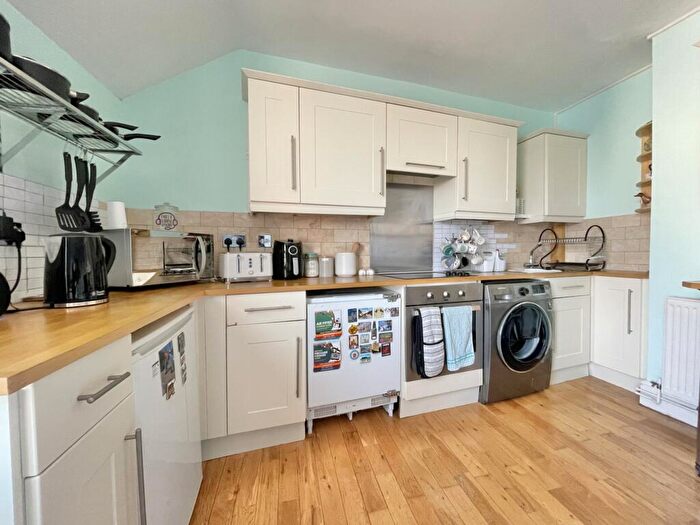 1 Bedroom Flat For Sale In Church Road, St Thomas, EX2